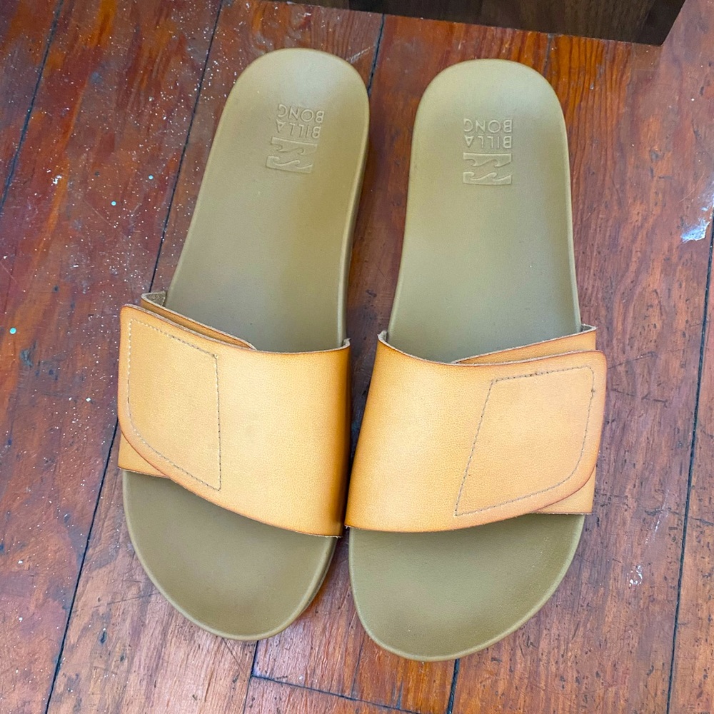 Billabong slide sandals tan leather
